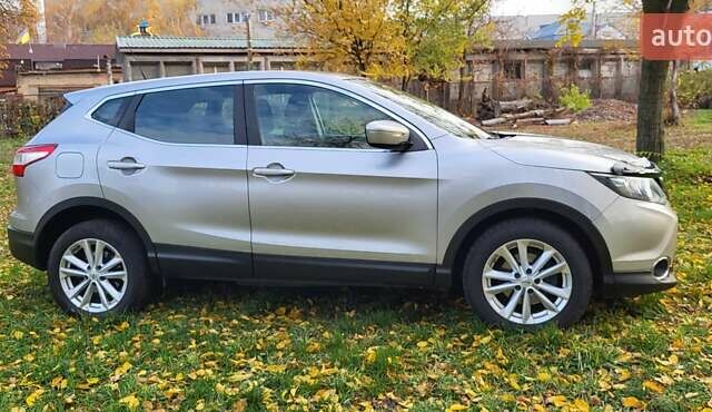 Коричневий Ніссан Кашкай, об'ємом двигуна 1.6 л та пробігом 200 тис. км за 12000 $, фото 1 на Automoto.ua