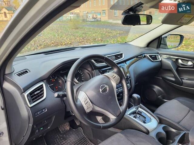 Коричневий Ніссан Кашкай, об'ємом двигуна 1.6 л та пробігом 200 тис. км за 12000 $, фото 21 на Automoto.ua