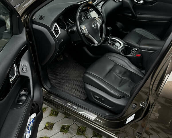 Коричневий Ніссан Кашкай, об'ємом двигуна 2 л та пробігом 125 тис. км за 14500 $, фото 4 на Automoto.ua