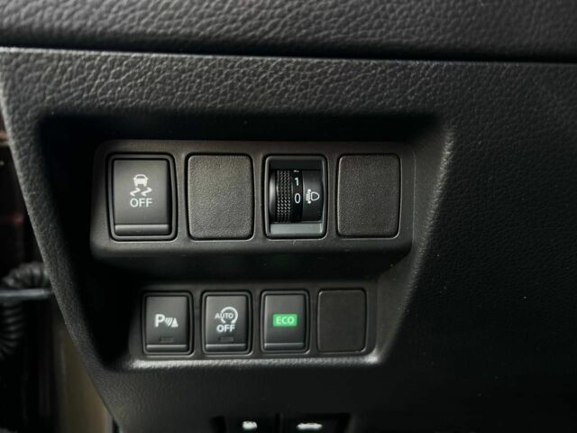 Коричневый Ниссан Кашкай, объемом двигателя 1.6 л и пробегом 231 тыс. км за 14500 $, фото 12 на Automoto.ua