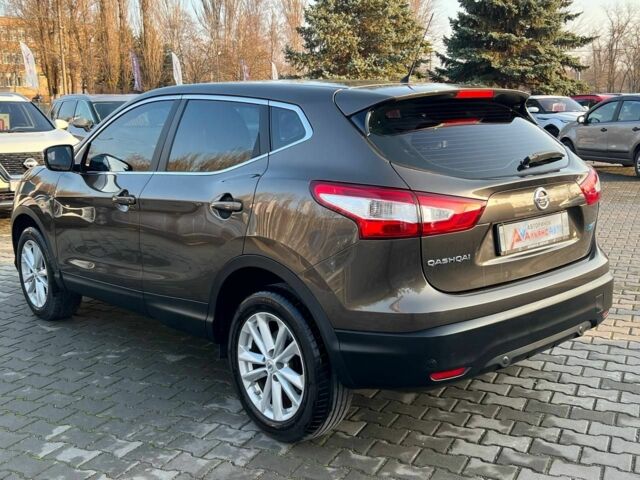 Коричневый Ниссан Кашкай, объемом двигателя 1.6 л и пробегом 231 тыс. км за 14500 $, фото 4 на Automoto.ua