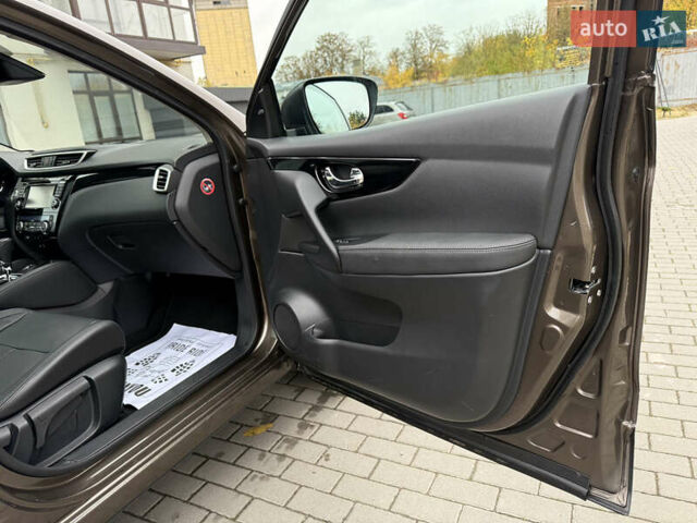 Коричневий Ніссан Кашкай, об'ємом двигуна 1.6 л та пробігом 157 тис. км за 16500 $, фото 30 на Automoto.ua