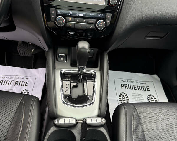 Коричневий Ніссан Кашкай, об'ємом двигуна 1.6 л та пробігом 157 тис. км за 16500 $, фото 53 на Automoto.ua