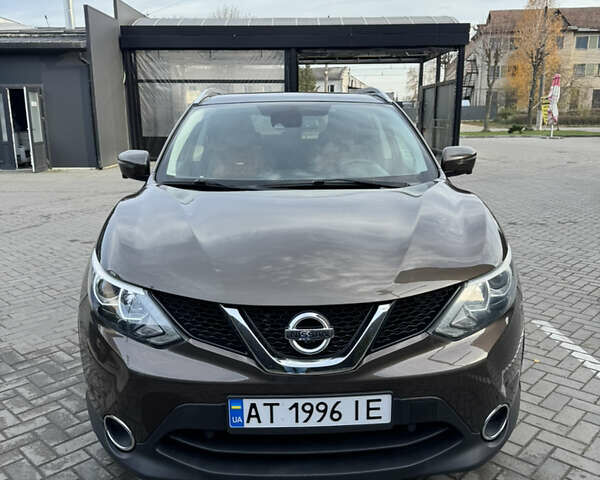 Коричневый Ниссан Кашкай, объемом двигателя 1.6 л и пробегом 200 тыс. км за 15500 $, фото 1 на Automoto.ua