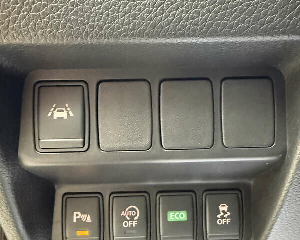 Коричневий Ніссан Кашкай, об'ємом двигуна 1.6 л та пробігом 157 тис. км за 16500 $, фото 57 на Automoto.ua