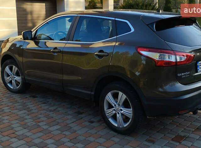 Коричневий Ніссан Кашкай, об'ємом двигуна 1.46 л та пробігом 207 тис. км за 14000 $, фото 4 на Automoto.ua