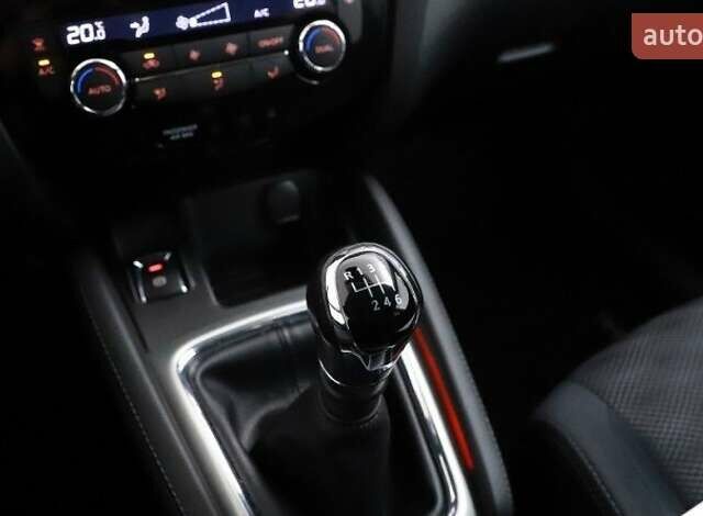 Коричневый Ниссан Кашкай, объемом двигателя 1.2 л и пробегом 95 тыс. км за 12291 $, фото 17 на Automoto.ua