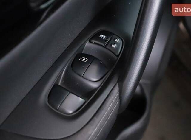 Коричневый Ниссан Кашкай, объемом двигателя 1.2 л и пробегом 95 тыс. км за 12291 $, фото 5 на Automoto.ua