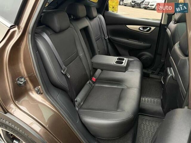 Ниссан Кашкай 2017 в Киеве на Automoto.ua Коричневый Ниссан Кашкай, объемом двигателя 1.6 л и пробегом 45 тыс. км за 21990 $, фото 11 на Automoto.ua