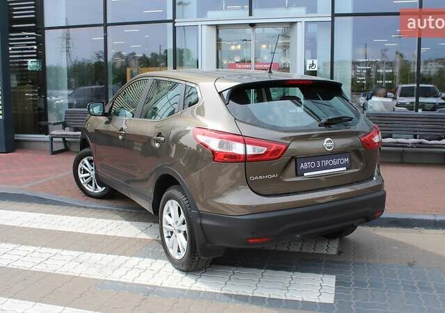 Коричневый Ниссан Кашкай, объемом двигателя 2 л и пробегом 88 тыс. км за 16745 $, фото 2 на Automoto.ua