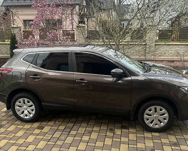 Коричневый Ниссан Кашкай, объемом двигателя 1.2 л и пробегом 86 тыс. км за 15200 $, фото 11 на Automoto.ua