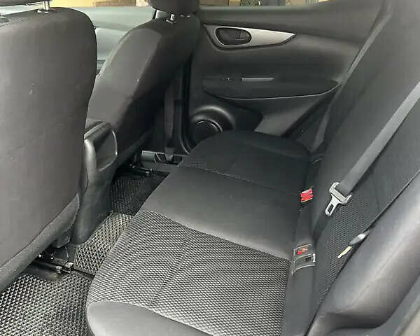 Коричневый Ниссан Кашкай, объемом двигателя 1.2 л и пробегом 86 тыс. км за 15200 $, фото 3 на Automoto.ua