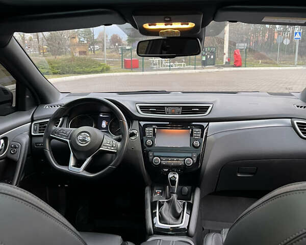 Коричневый Ниссан Кашкай, объемом двигателя 1.6 л и пробегом 138 тыс. км за 21900 $, фото 17 на Automoto.ua