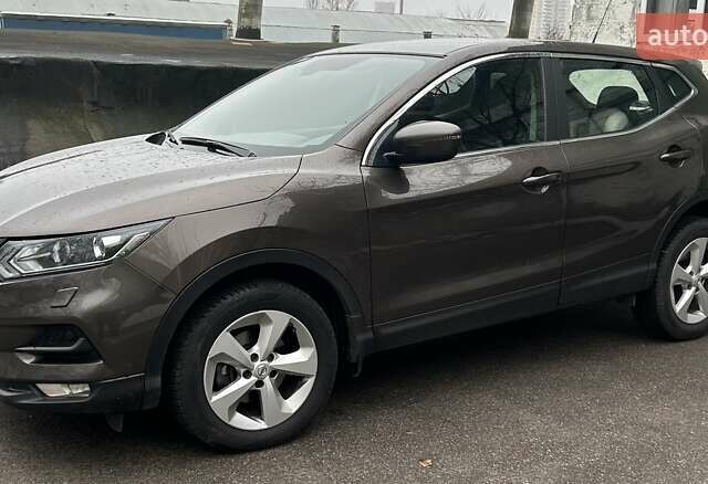 Коричневый Ниссан Кашкай, объемом двигателя 1.6 л и пробегом 76 тыс. км за 19000 $, фото 2 на Automoto.ua