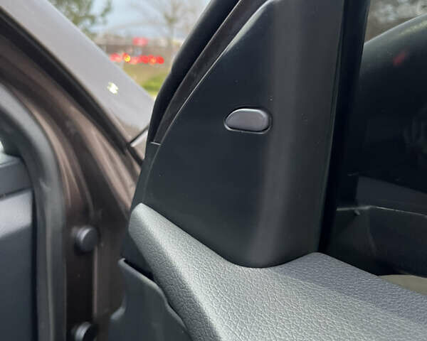 Коричневый Ниссан Кашкай, объемом двигателя 1.6 л и пробегом 138 тыс. км за 21900 $, фото 44 на Automoto.ua