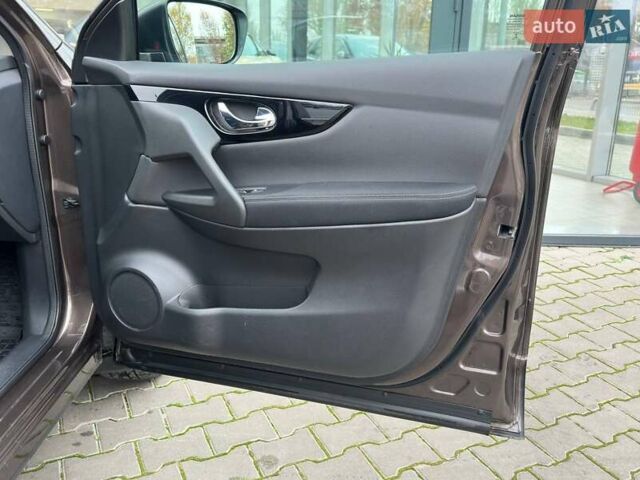 Коричневый Ниссан Кашкай, объемом двигателя 1.6 л и пробегом 55 тыс. км за 20200 $, фото 13 на Automoto.ua