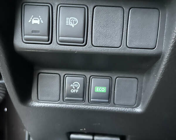 Коричневый Ниссан Кашкай, объемом двигателя 1.6 л и пробегом 138 тыс. км за 21900 $, фото 19 на Automoto.ua