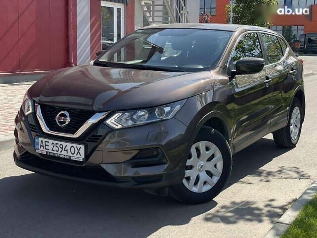 Коричневый Ниссан Кашкай, объемом двигателя 1.2 л и пробегом 53 тыс. км за 15999 $, фото 2 на Automoto.ua