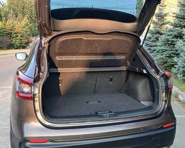 Коричневий Ніссан Кашкай, об'ємом двигуна 1.6 л та пробігом 38 тис. км за 20700 $, фото 5 на Automoto.ua