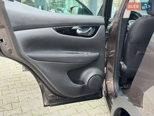 Коричневый Ниссан Кашкай, объемом двигателя 1.6 л и пробегом 55 тыс. км за 20200 $, фото 12 на Automoto.ua