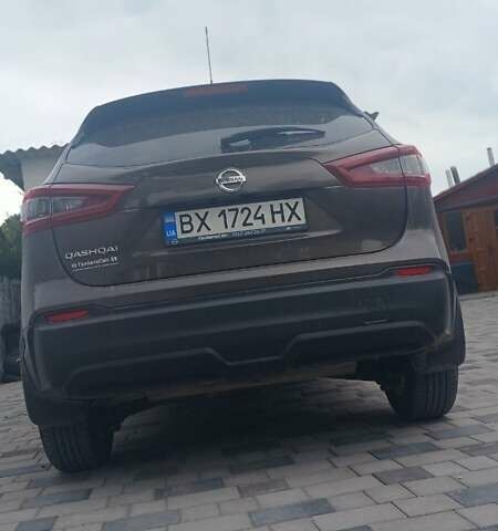 Коричневый Ниссан Кашкай, объемом двигателя 1.2 л и пробегом 23 тыс. км за 18500 $, фото 2 на Automoto.ua