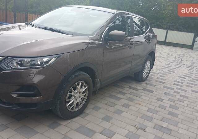 Коричневый Ниссан Кашкай, объемом двигателя 1.2 л и пробегом 23 тыс. км за 18500 $, фото 4 на Automoto.ua