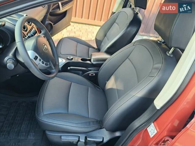 Красный Ниссан Кашкай, объемом двигателя 2 л и пробегом 205 тыс. км за 7700 $, фото 18 на Automoto.ua