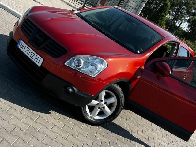 Красный Ниссан Кашкай, объемом двигателя 2 л и пробегом 175 тыс. км за 6500 $, фото 3 на Automoto.ua