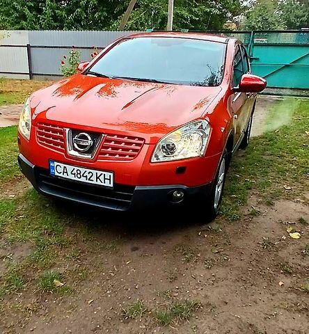 Красный Ниссан Кашкай, объемом двигателя 1.6 л и пробегом 218 тыс. км за 6600 $, фото 4 на Automoto.ua