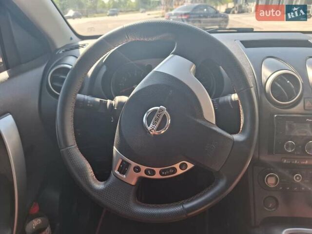 Красный Ниссан Кашкай, объемом двигателя 2 л и пробегом 178 тыс. км за 7499 $, фото 19 на Automoto.ua