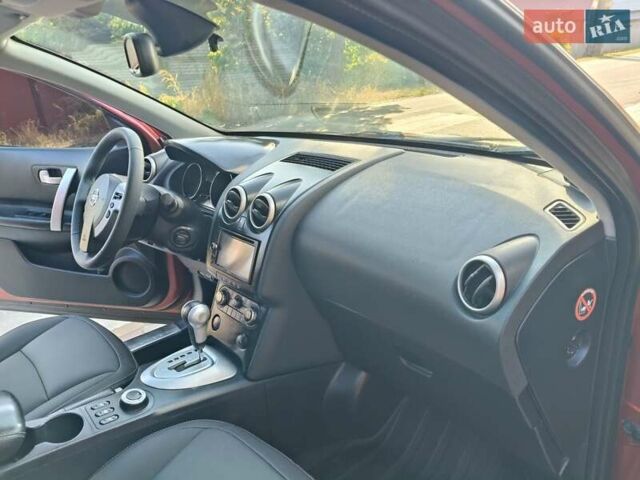 Красный Ниссан Кашкай, объемом двигателя 2 л и пробегом 205 тыс. км за 7700 $, фото 26 на Automoto.ua
