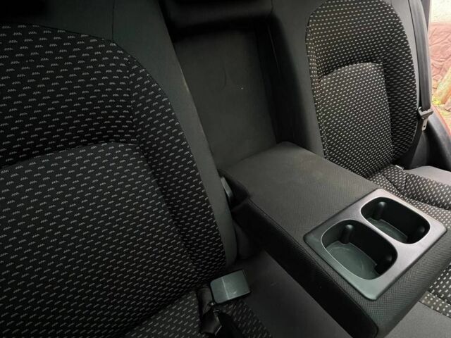 Червоний Ніссан Кашкай, об'ємом двигуна 1.5 л та пробігом 265 тис. км за 7700 $, фото 17 на Automoto.ua