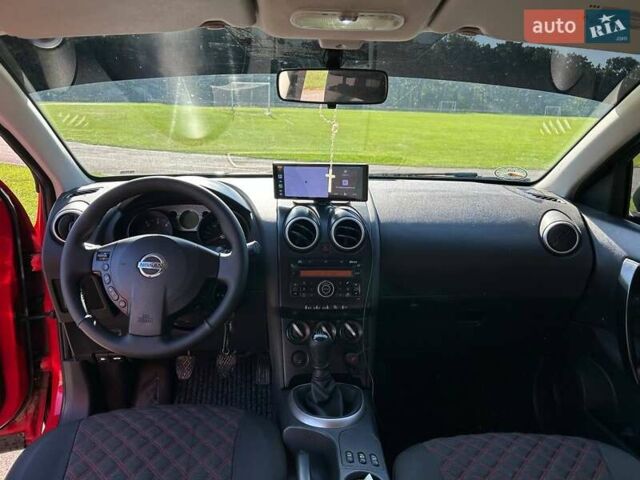 Красный Ниссан Кашкай, объемом двигателя 1.5 л и пробегом 228 тыс. км за 7200 $, фото 12 на Automoto.ua
