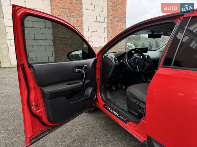 Красный Ниссан Кашкай, объемом двигателя 1.46 л и пробегом 228 тыс. км за 7400 $, фото 23 на Automoto.ua