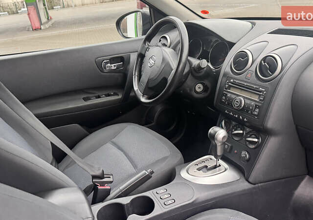 Червоний Ніссан Кашкай, об'ємом двигуна 2.02 л та пробігом 166 тис. км за 8400 $, фото 17 на Automoto.ua