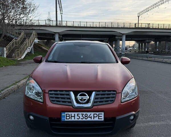 Красный Ниссан Кашкай, объемом двигателя 2 л и пробегом 235 тыс. км за 9900 $, фото 5 на Automoto.ua