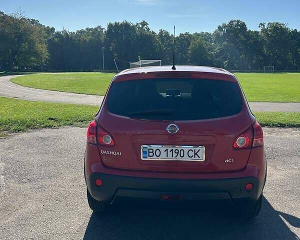 Красный Ниссан Кашкай, объемом двигателя 1.5 л и пробегом 228 тыс. км за 7200 $, фото 4 на Automoto.ua