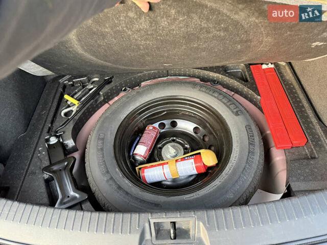 Красный Ниссан Кашкай, объемом двигателя 2 л и пробегом 235 тыс. км за 9900 $, фото 21 на Automoto.ua