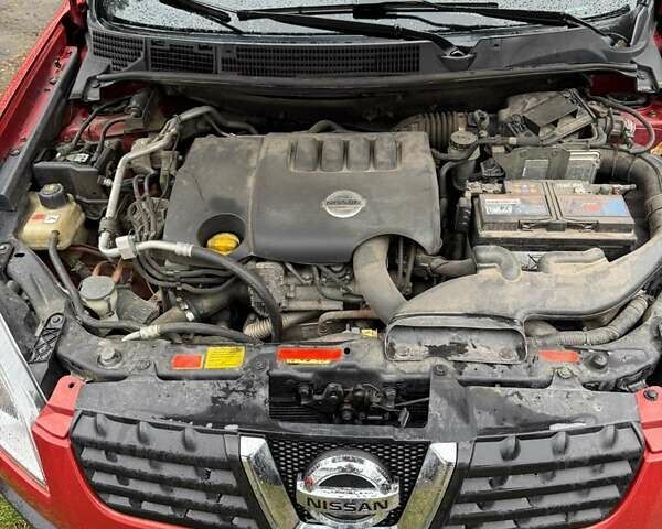 Красный Ниссан Кашкай, объемом двигателя 2 л и пробегом 300 тыс. км за 7500 $, фото 11 на Automoto.ua