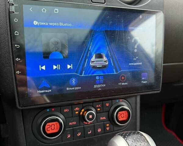 Красный Ниссан Кашкай, объемом двигателя 2 л и пробегом 300 тыс. км за 7500 $, фото 17 на Automoto.ua