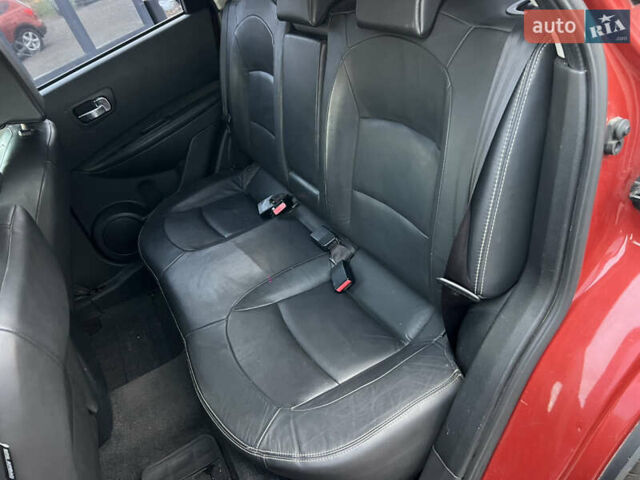 Ніссан Кашкай 2008 у Києві на Automoto.ua Червоний Ніссан Кашкай, об'ємом двигуна 2 л та пробігом 226 тис. км за 8000 $, фото 15 на Automoto.ua