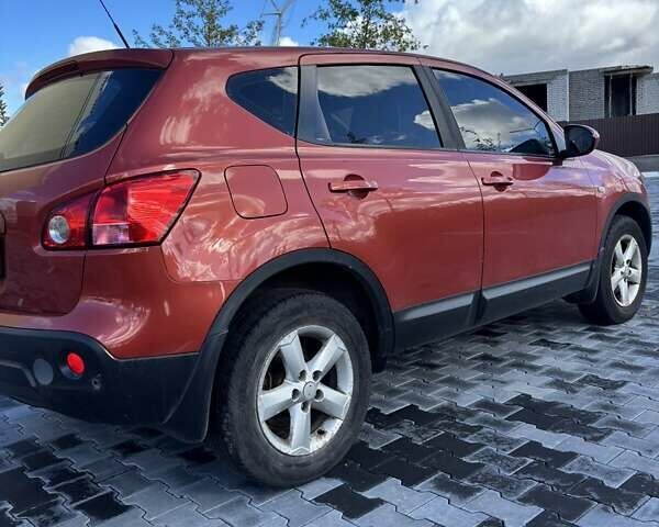 Красный Ниссан Кашкай, объемом двигателя 2 л и пробегом 219 тыс. км за 8500 $, фото 4 на Automoto.ua