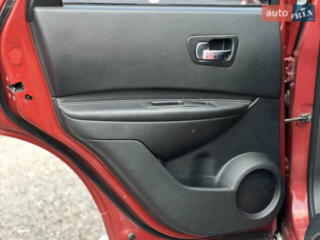 Ніссан Кашкай 2008 у Києві на Automoto.ua Червоний Ніссан Кашкай, об'ємом двигуна 2 л та пробігом 226 тис. км за 8000 $, фото 14 на Automoto.ua