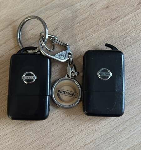 Красный Ниссан Кашкай, объемом двигателя 2 л и пробегом 300 тыс. км за 7500 $, фото 32 на Automoto.ua