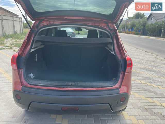 Красный Ниссан Кашкай, объемом двигателя 1.6 л и пробегом 218 тыс. км за 8800 $, фото 14 на Automoto.ua
