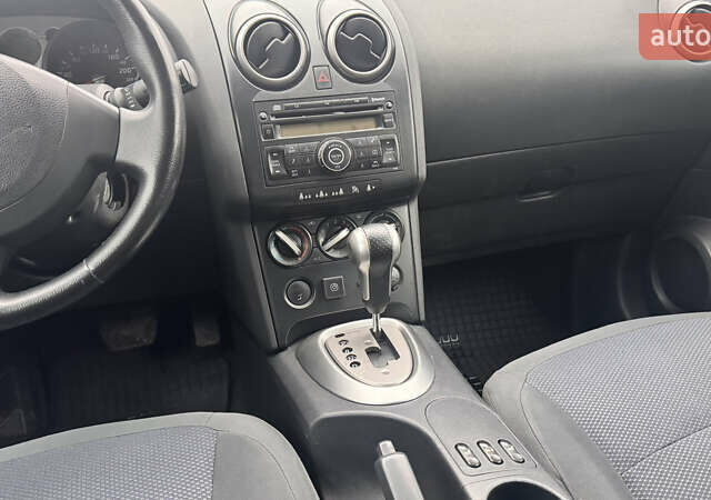 Червоний Ніссан Кашкай, об'ємом двигуна 2.02 л та пробігом 166 тис. км за 8400 $, фото 28 на Automoto.ua