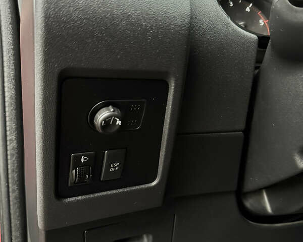 Красный Ниссан Кашкай, объемом двигателя 1.46 л и пробегом 228 тыс. км за 7400 $, фото 26 на Automoto.ua