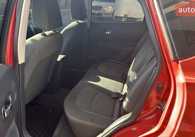 Красный Ниссан Кашкай, объемом двигателя 2 л и пробегом 136 тыс. км за 7850 $, фото 8 на Automoto.ua