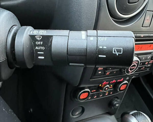 Ніссан Кашкай 2008 у Києві на Automoto.ua Червоний Ніссан Кашкай, об'ємом двигуна 2 л та пробігом 226 тис. км за 8000 $, фото 26 на Automoto.ua