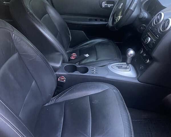 Червоний Ніссан Кашкай, об'ємом двигуна 2 л та пробігом 198 тис. км за 8300 $, фото 5 на Automoto.ua